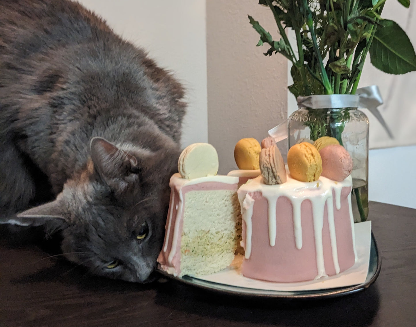 4" Custom Cake