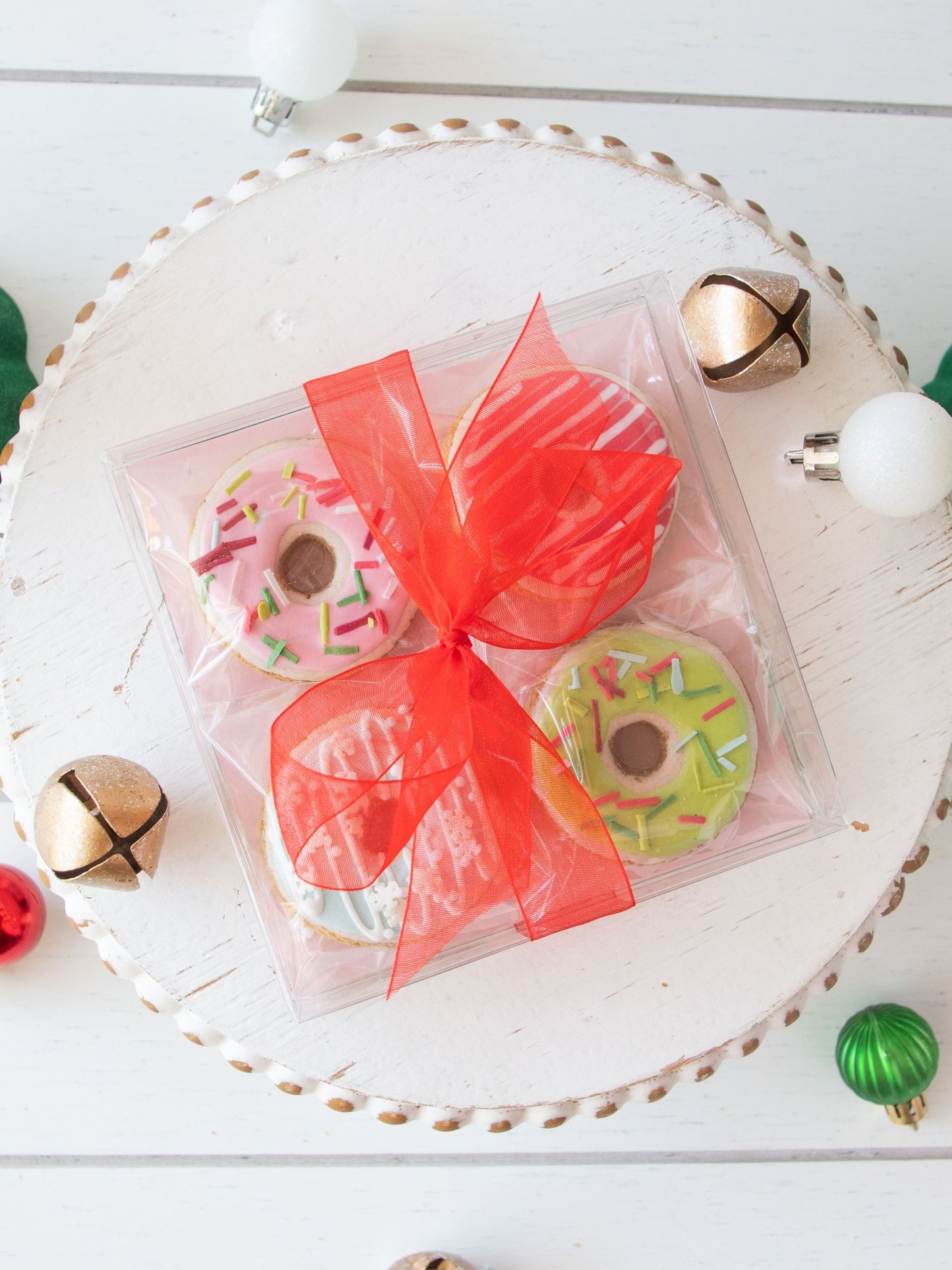 Pawliday Donuts
