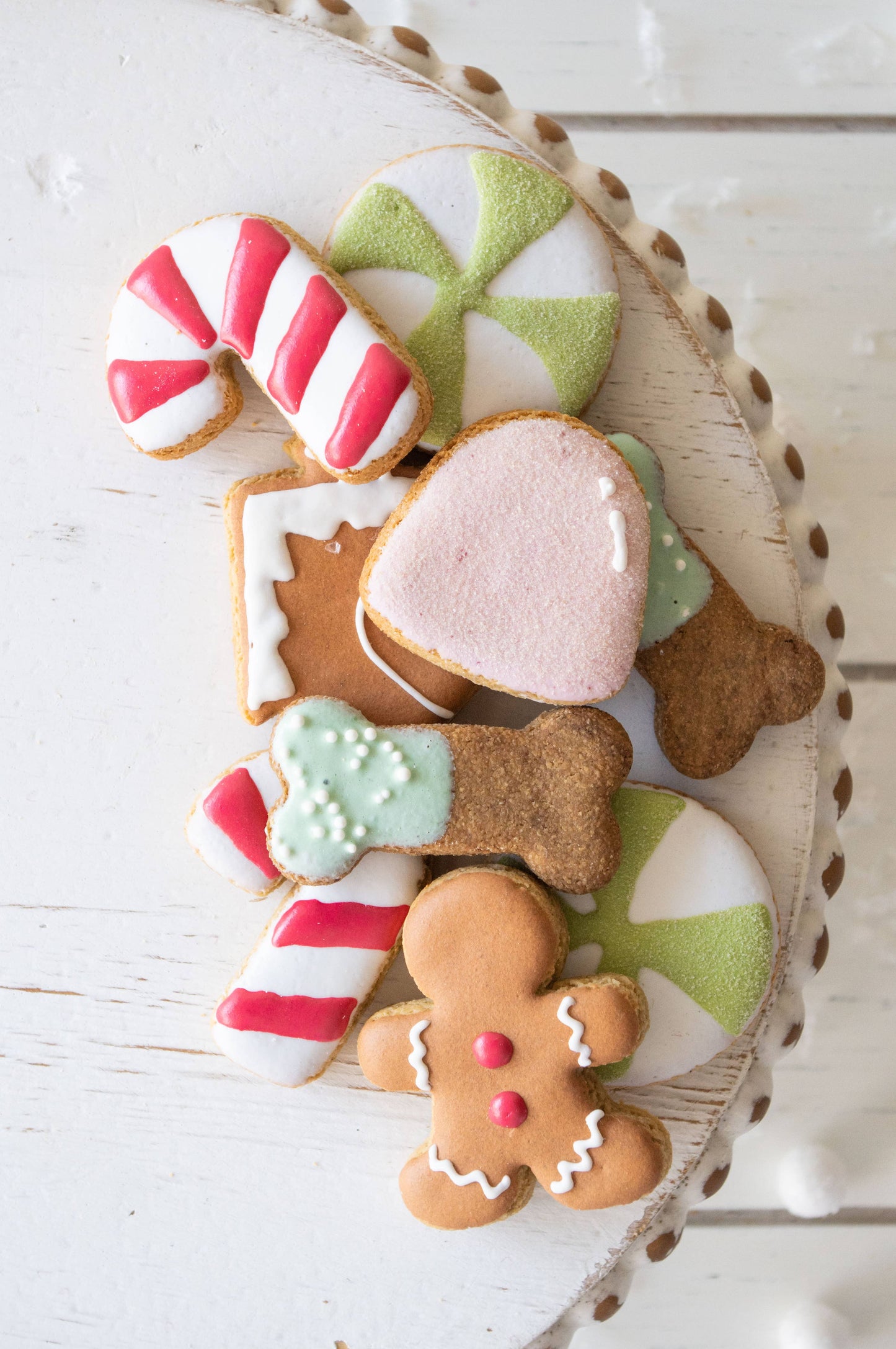 Gingerbread Cookies Dog Treat Mix