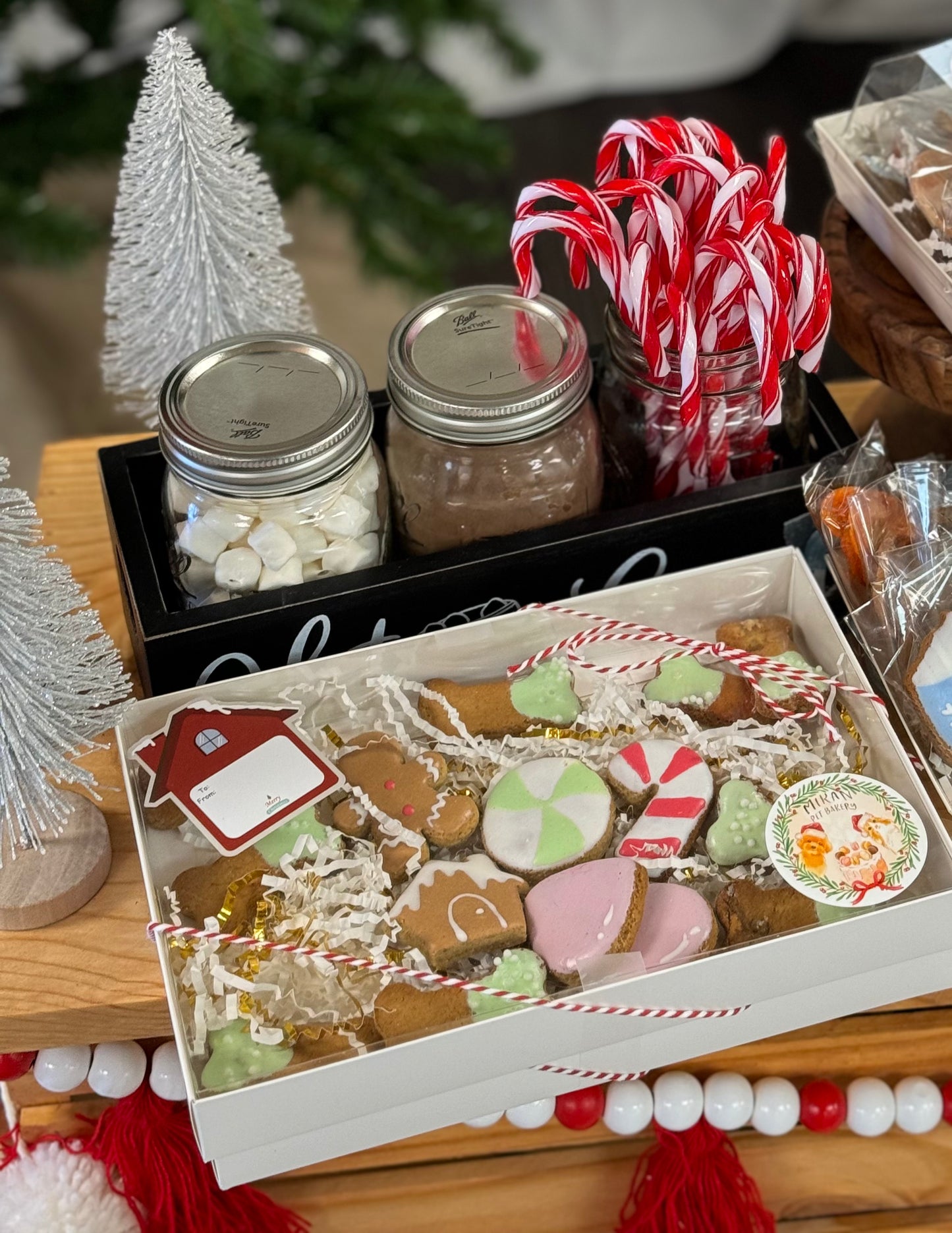 Gingerbread Cookies Dog Treat Mix